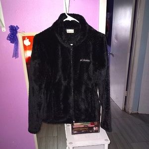 Columbia soft fluffy black sweater S